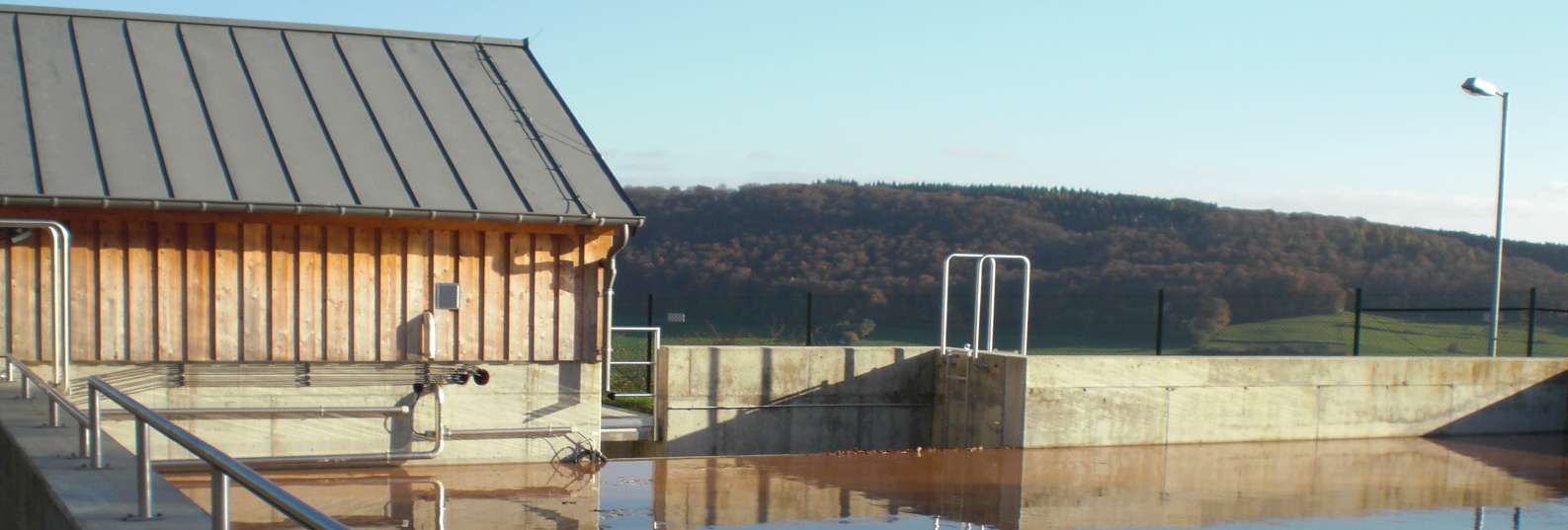 Fotobanner zur Präsentation der Kläranlage